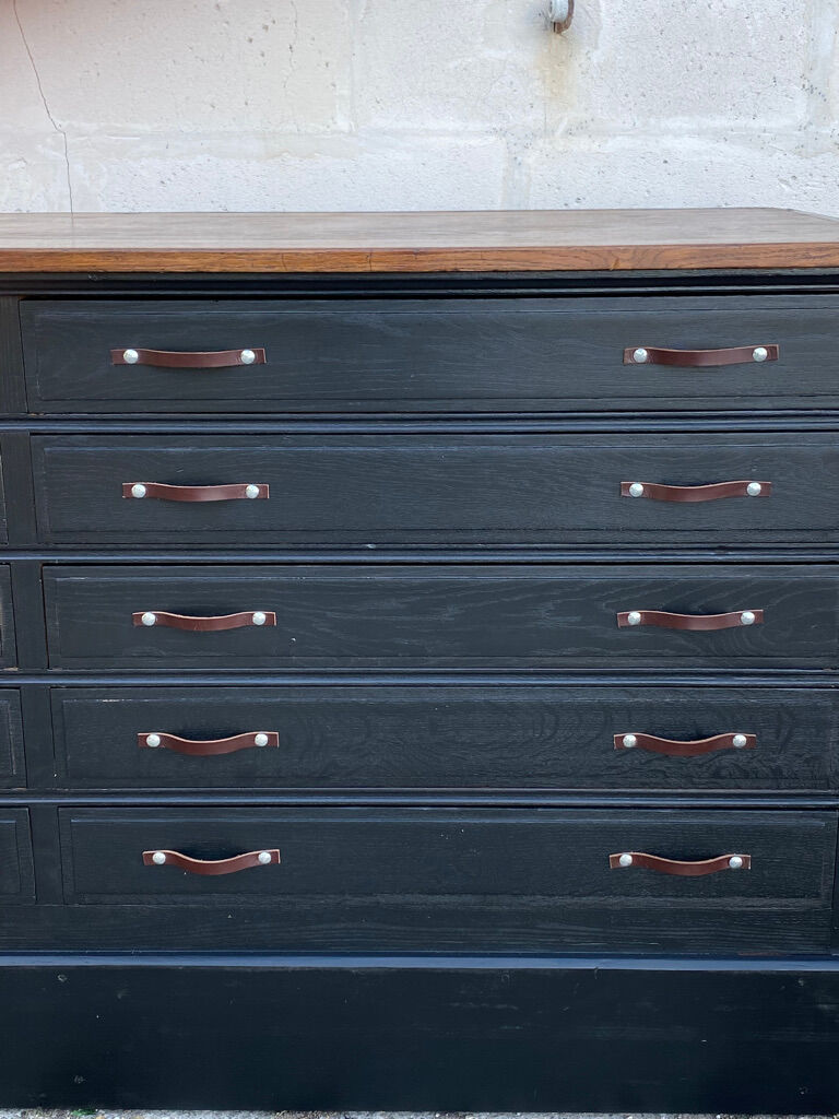 Drawer trade cabinet
