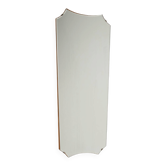Miroir mural en forme de bouclier, production européenne, années 1930-1940