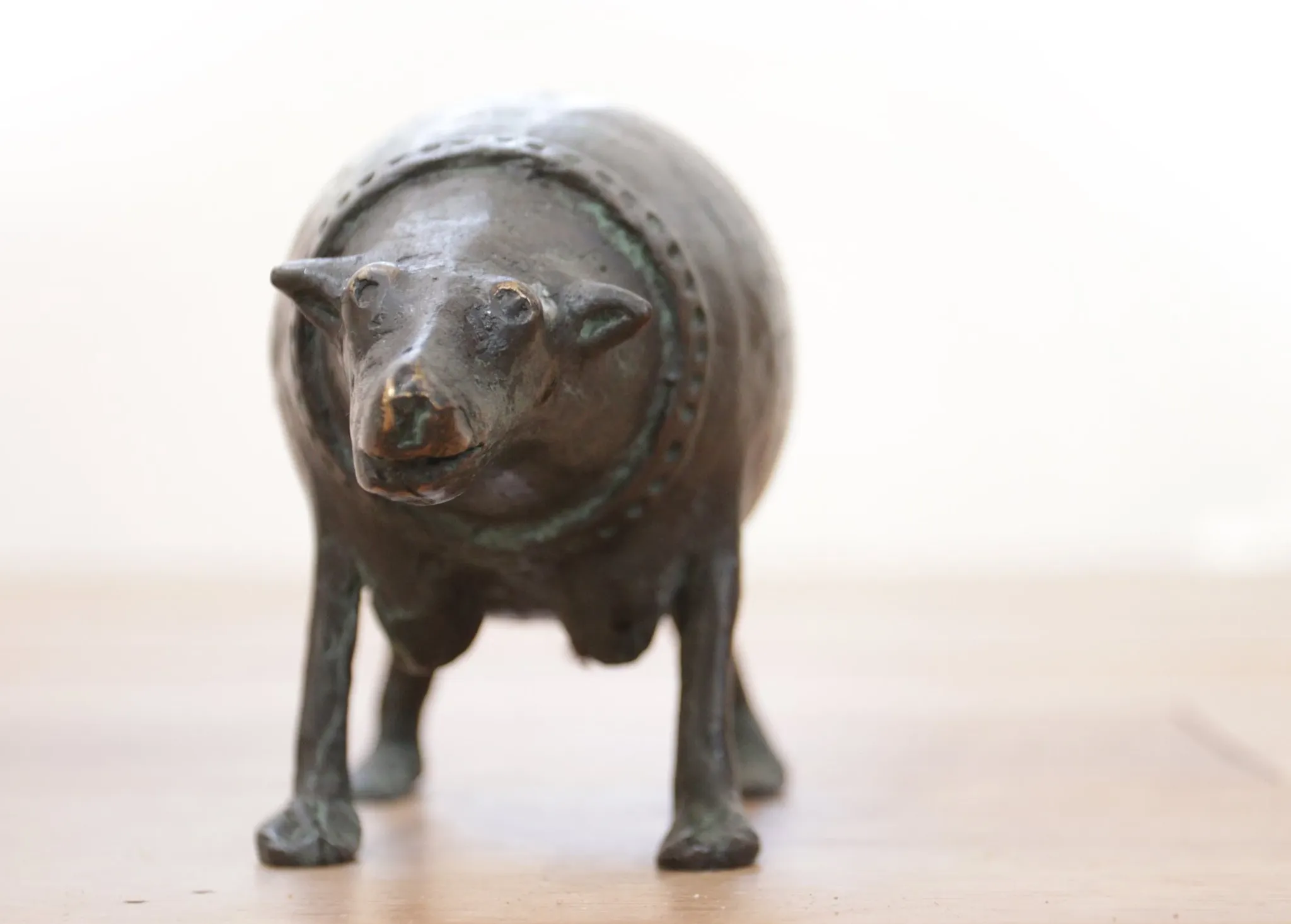 Bert Kiewiet – 'Het Tietenbeest', bronze fantasy creature, circa 1980