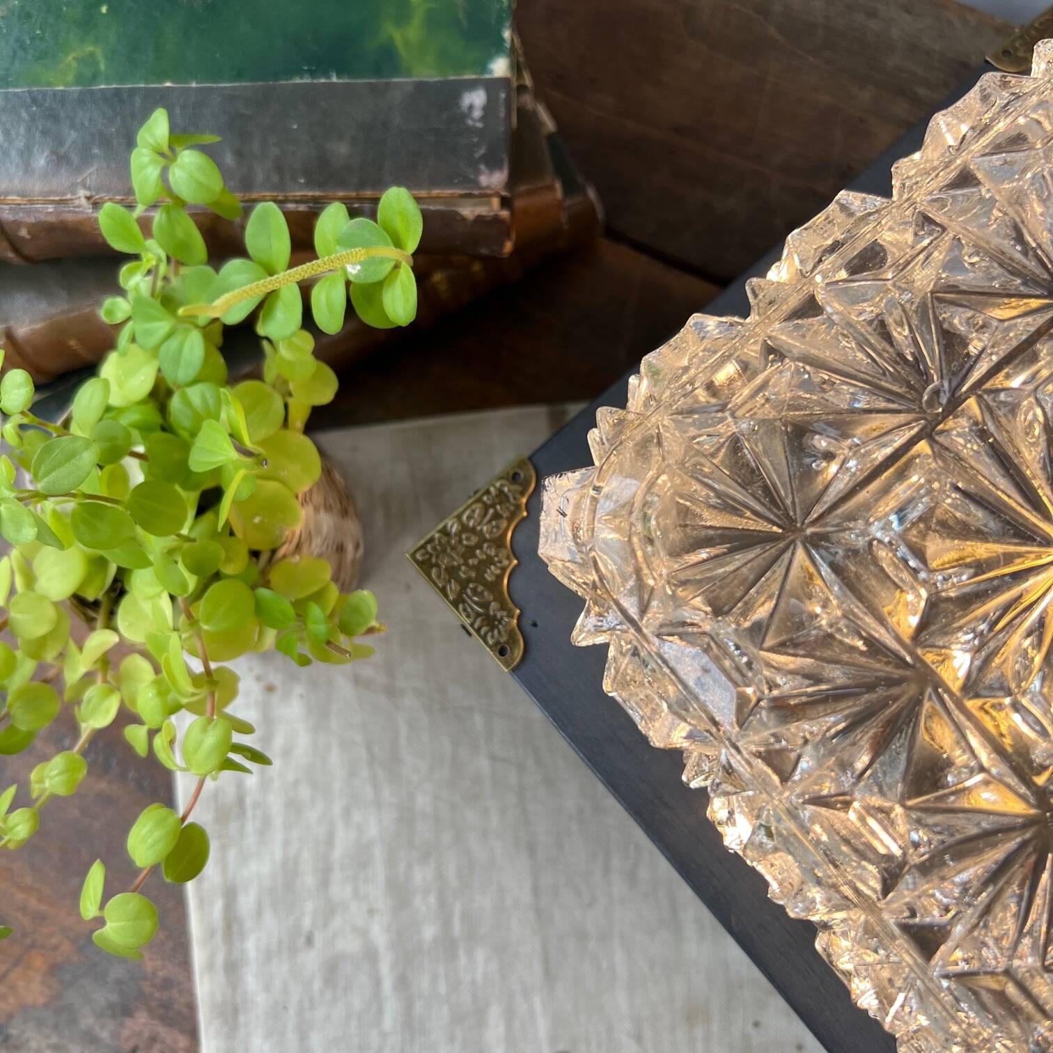 Lampe verre & bois “Préface”