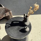 Sexy Neck - Solid wood side table (monoxyle) in organic shape colour