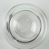 Vase boule en cristal, taillé spirale