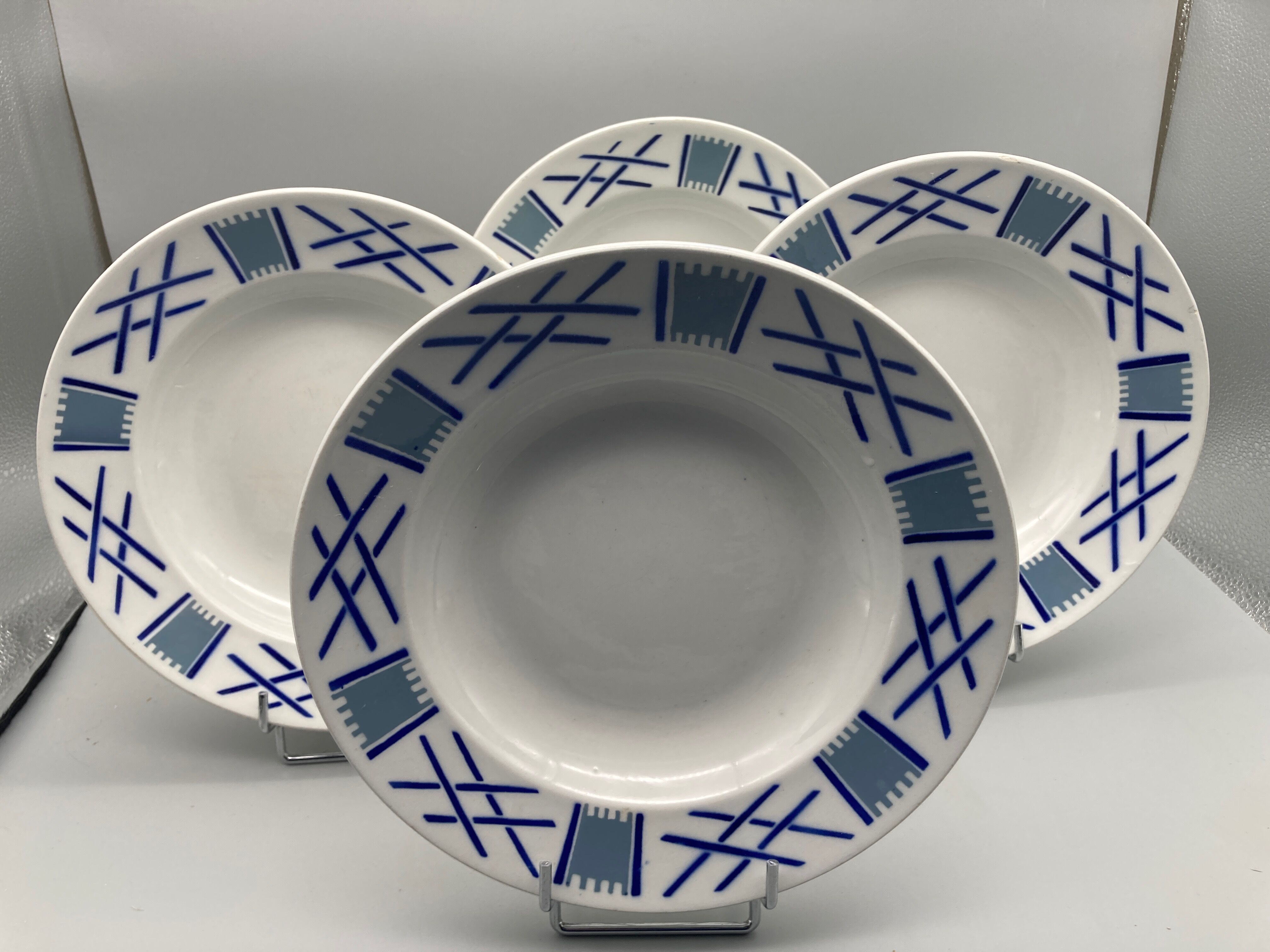 4 Hollow plates Lunéville KG Model "Servange"