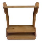 Hanging shelf