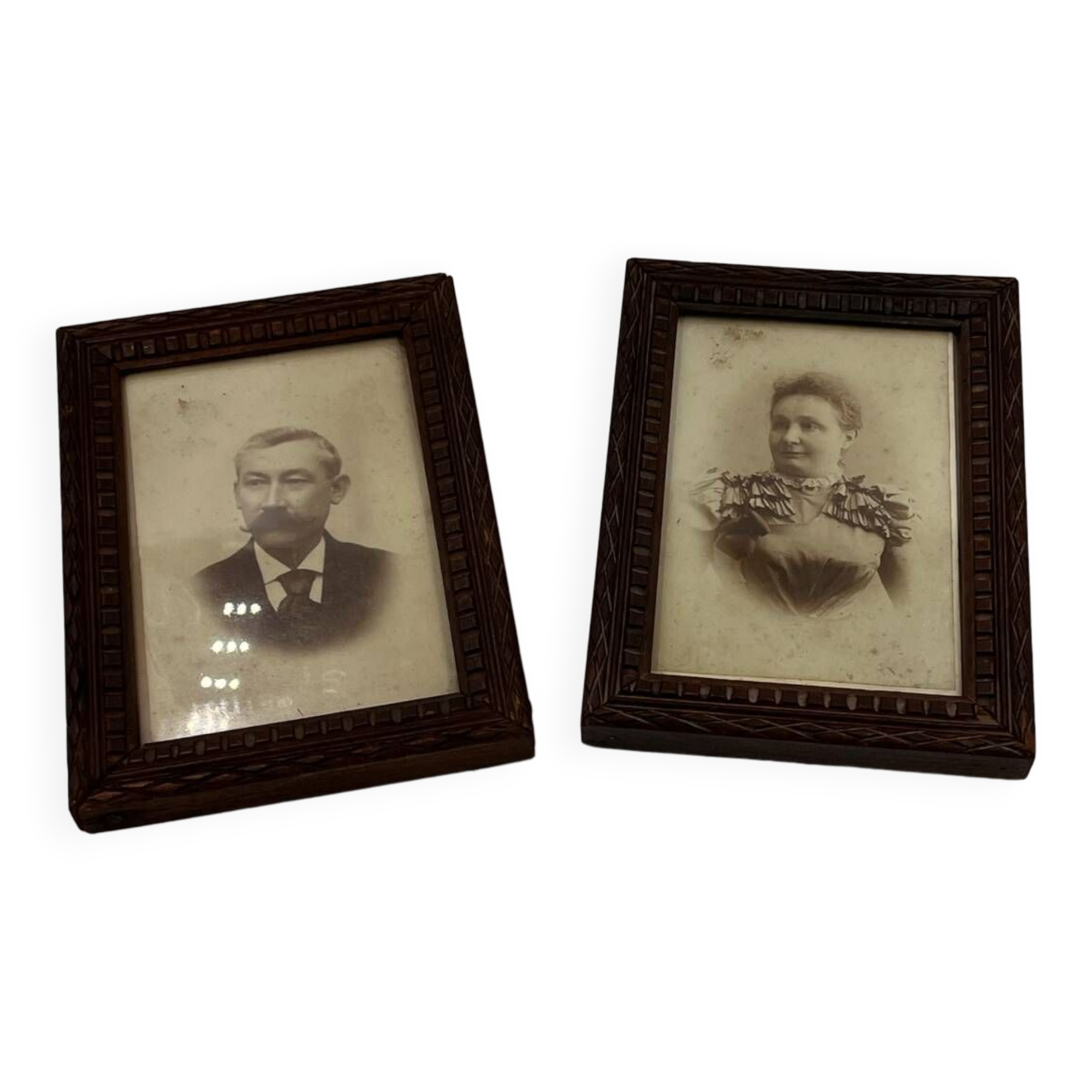 Wooden frame duo with relief