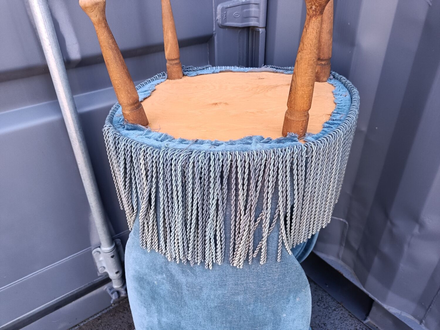 Paire de chauffeuses fauteuils anciens