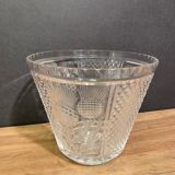 Crystal vase with diamond point decoration and thistles