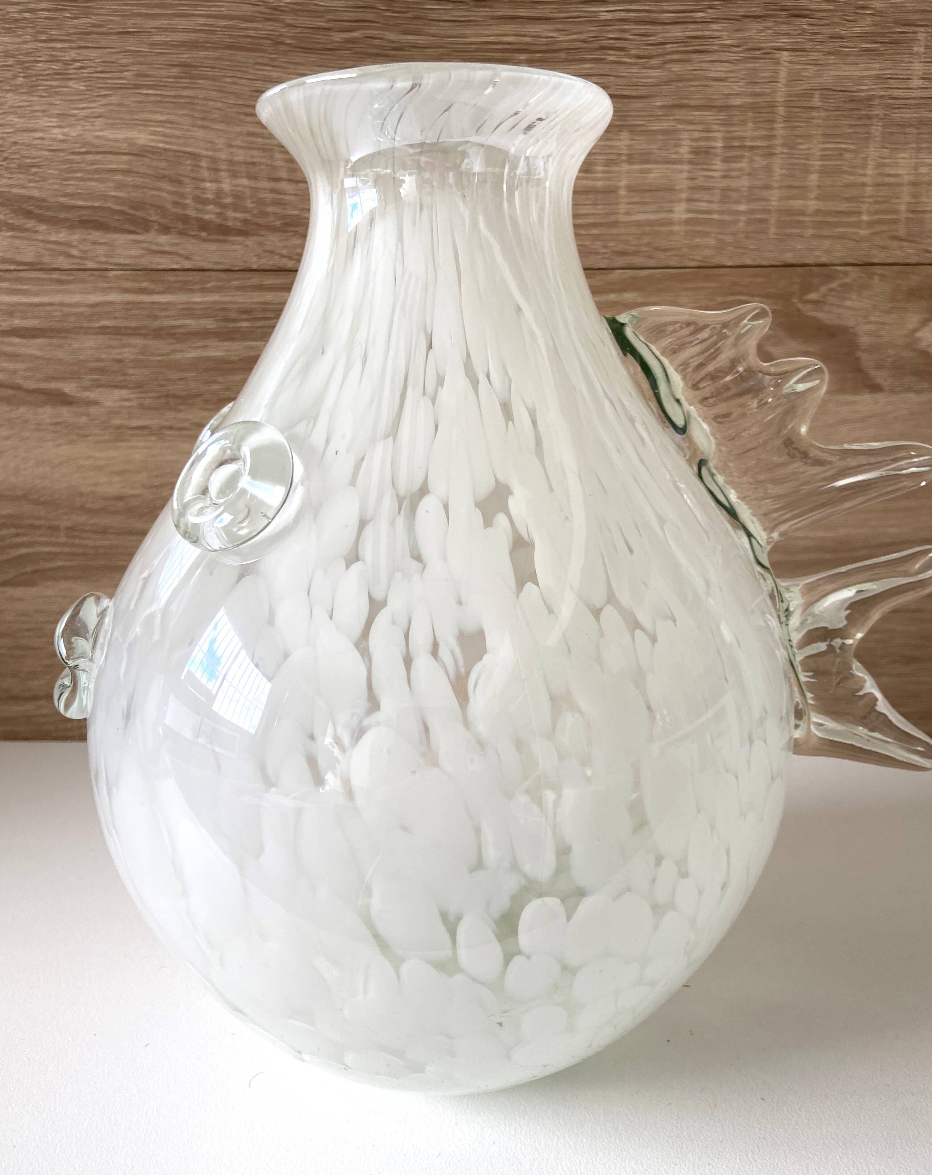 Atypical Murano Marbled Glass Vase Venetian Glassmakers Fish Design