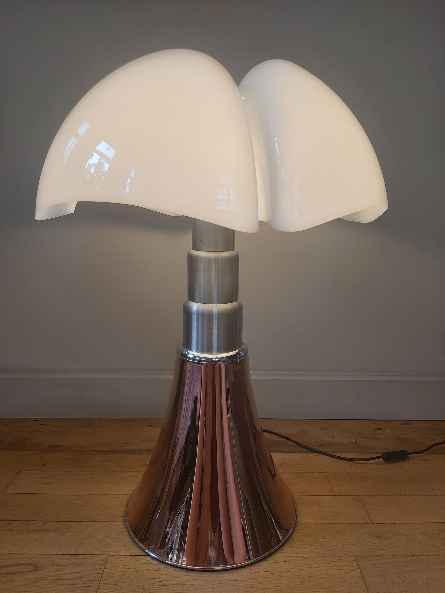 Pipistrello lamp for Martinelli Luce by Gae Alenti, large model copper version, LED