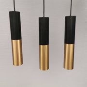 3 suspensions en forme de cylindre de Creativ Cables (Turin, Italie)