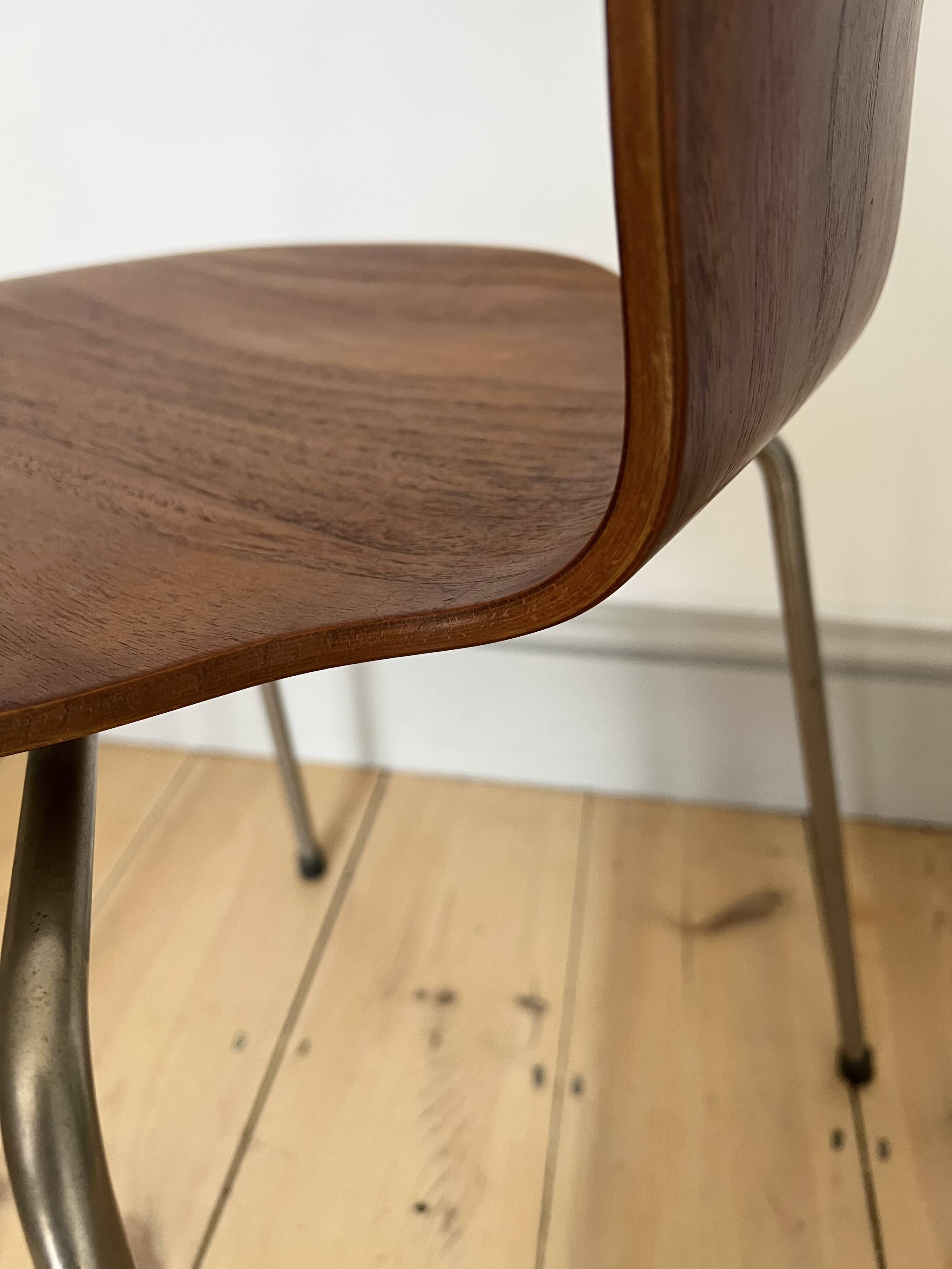 Original danois des années 1960 Arne Jacobsen 3105 / Munkegaard / Mosquito Chair