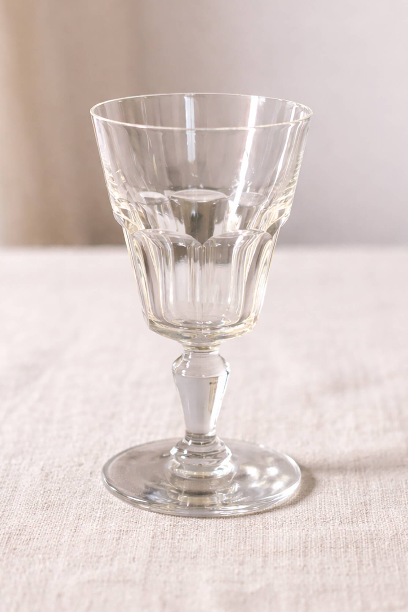 Set of 7 antique Baccarat crystal glasses signed – late 19th / early 20th century