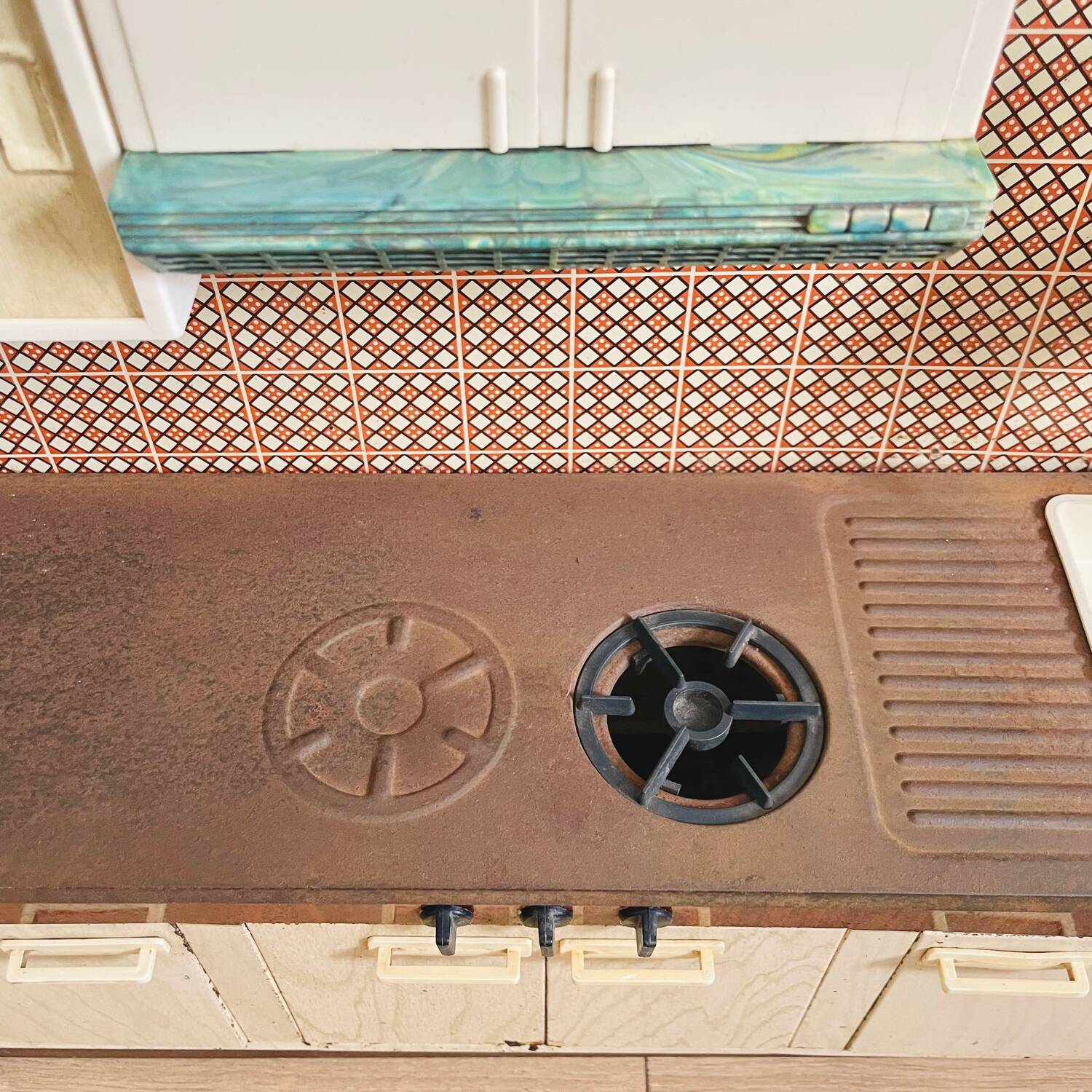 Kitchen for dolls from the 50s