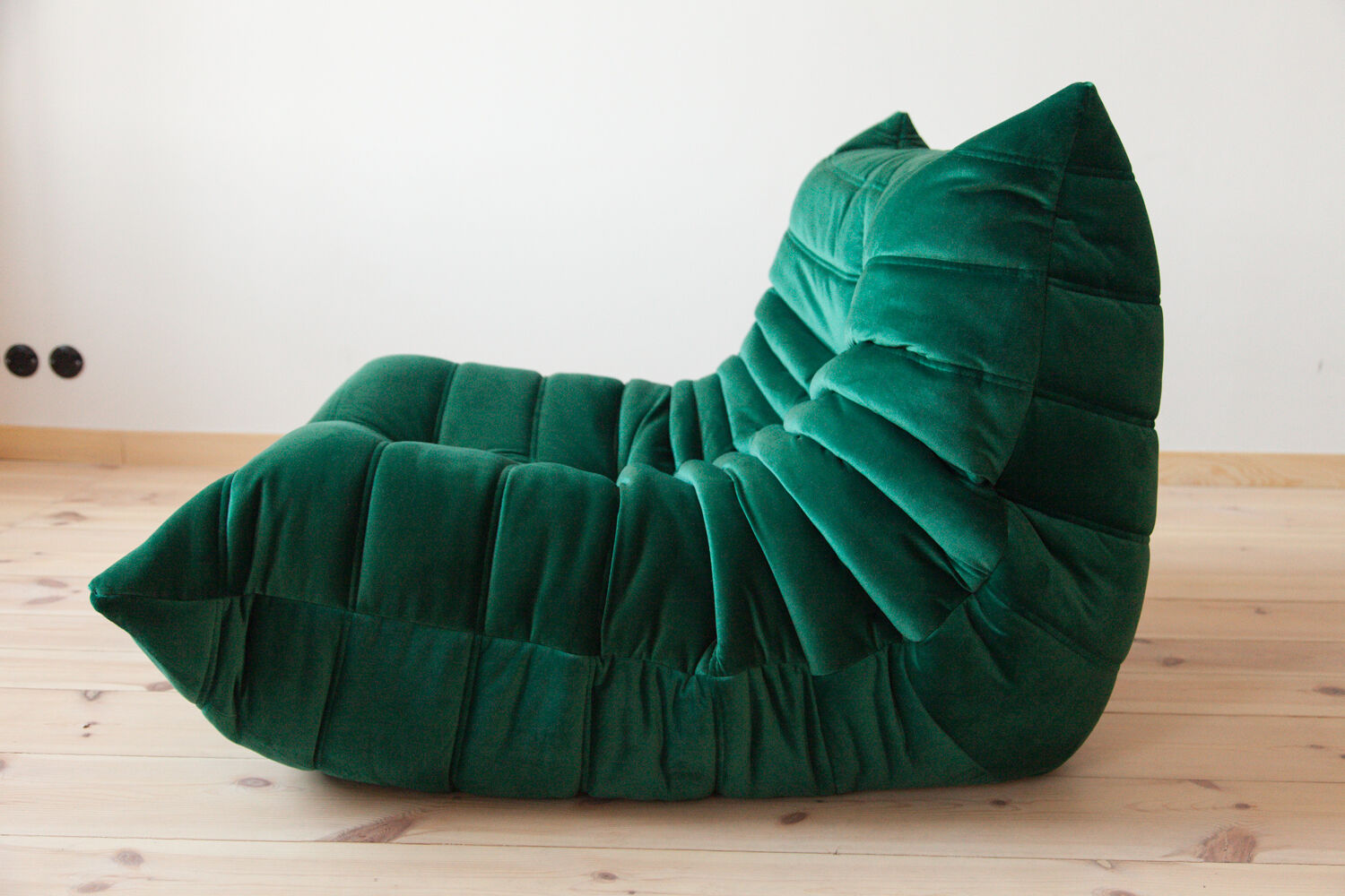 Togo armchair model designed by Michel Ducaroy 1973