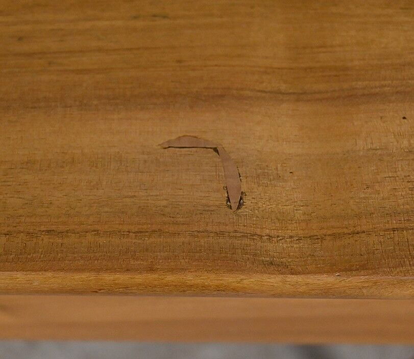 Small walnut console table, Restoration period – early 19th century.