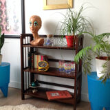 Wooden foldable shelf