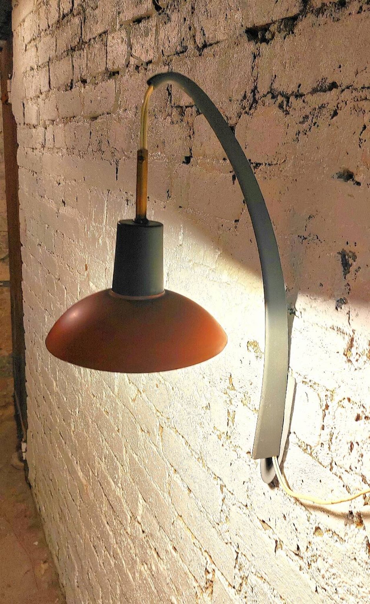 Philips Louis Khalf wall light