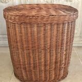 Wicker laundry basket