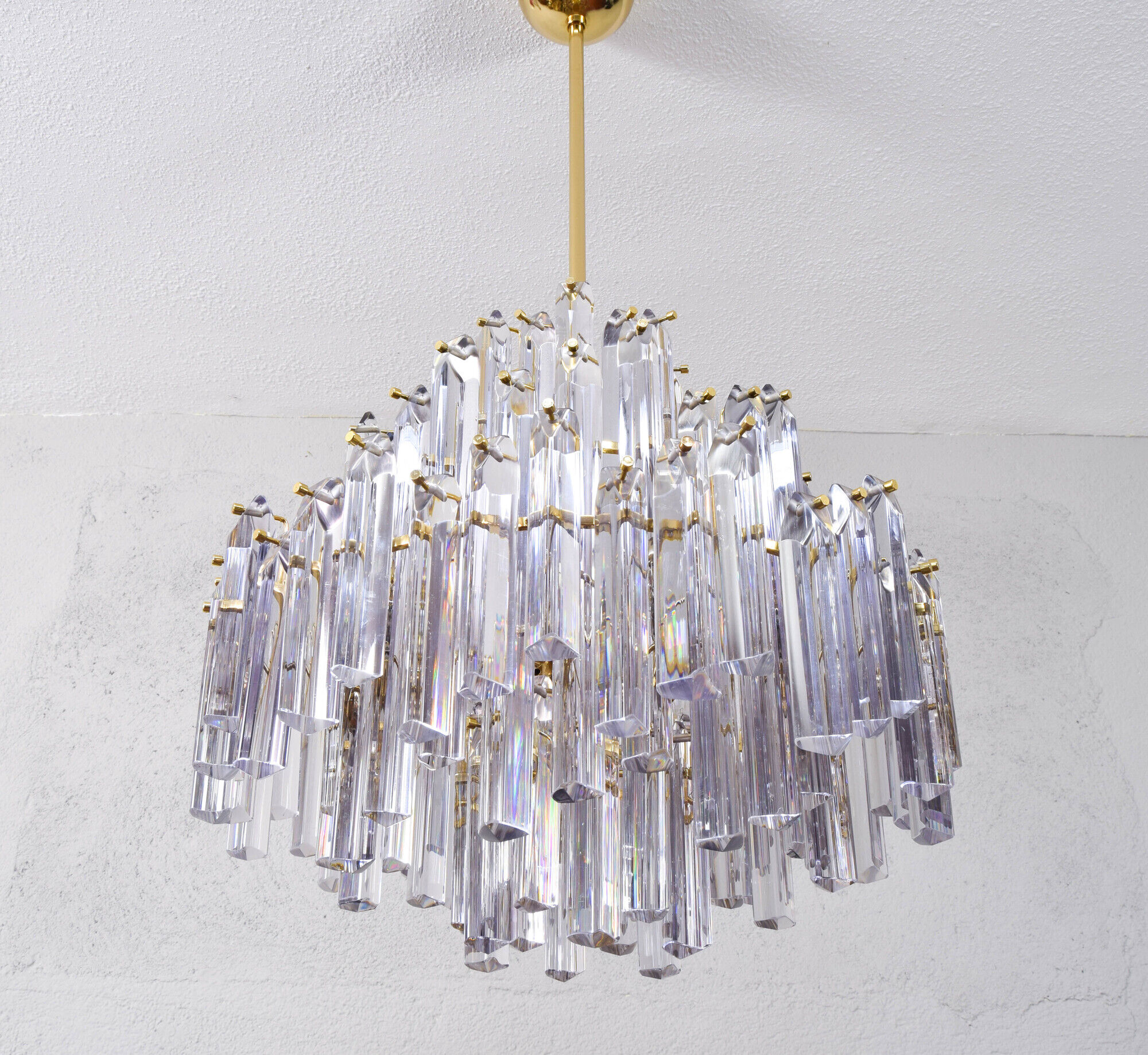 Large Venini Mid Century Italian Modern Triedri Murano Glass Chandelier