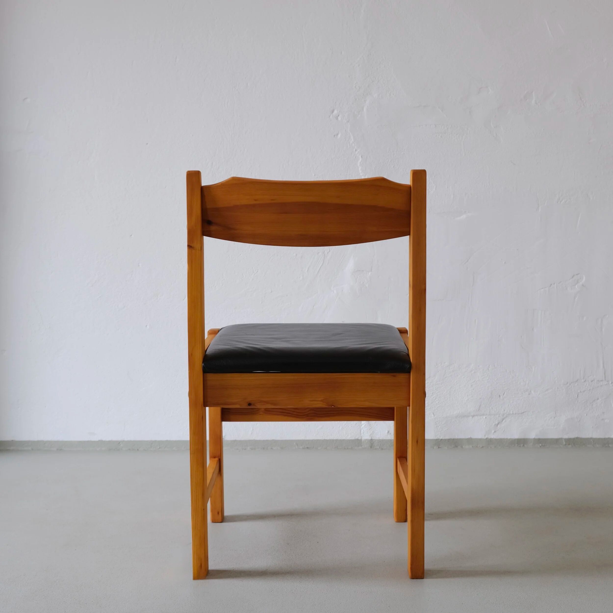 6 chaises en pin massif minimalistes | Années 1970