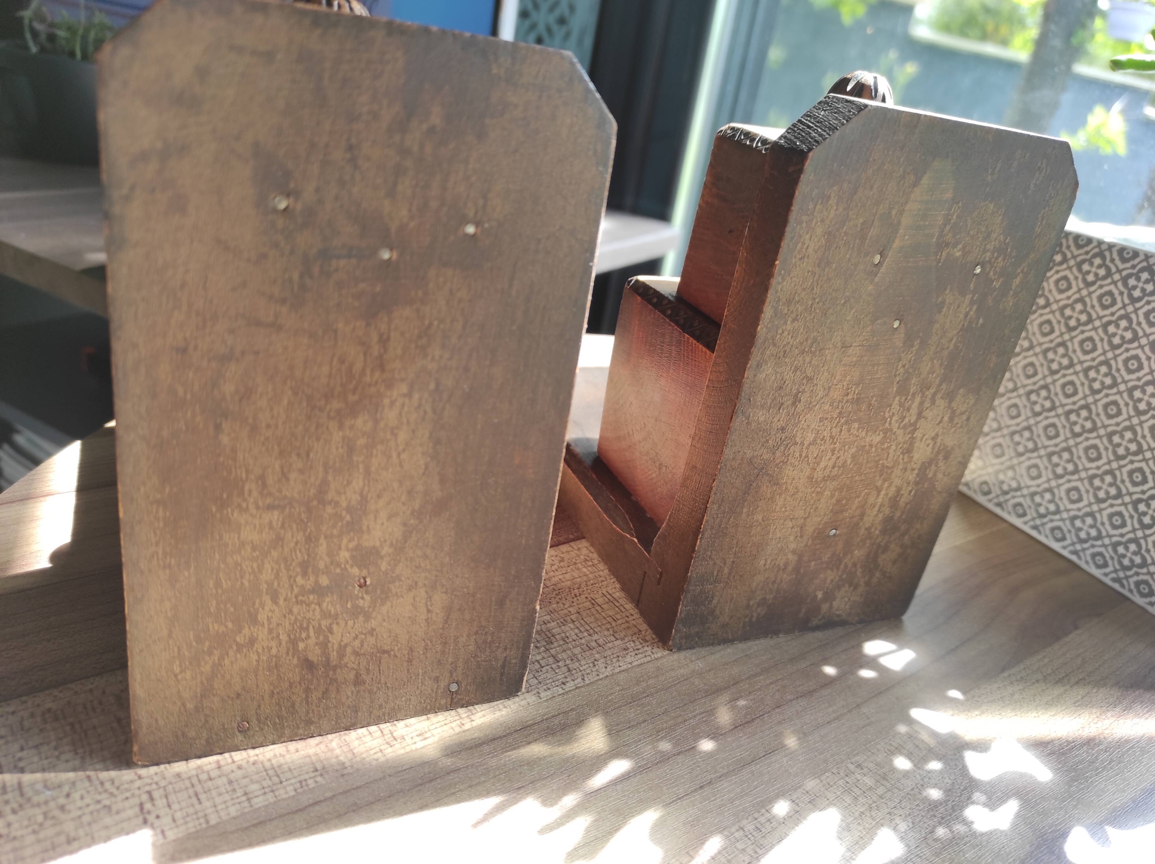 Set of 2 vintage wooden cube and olive bookends