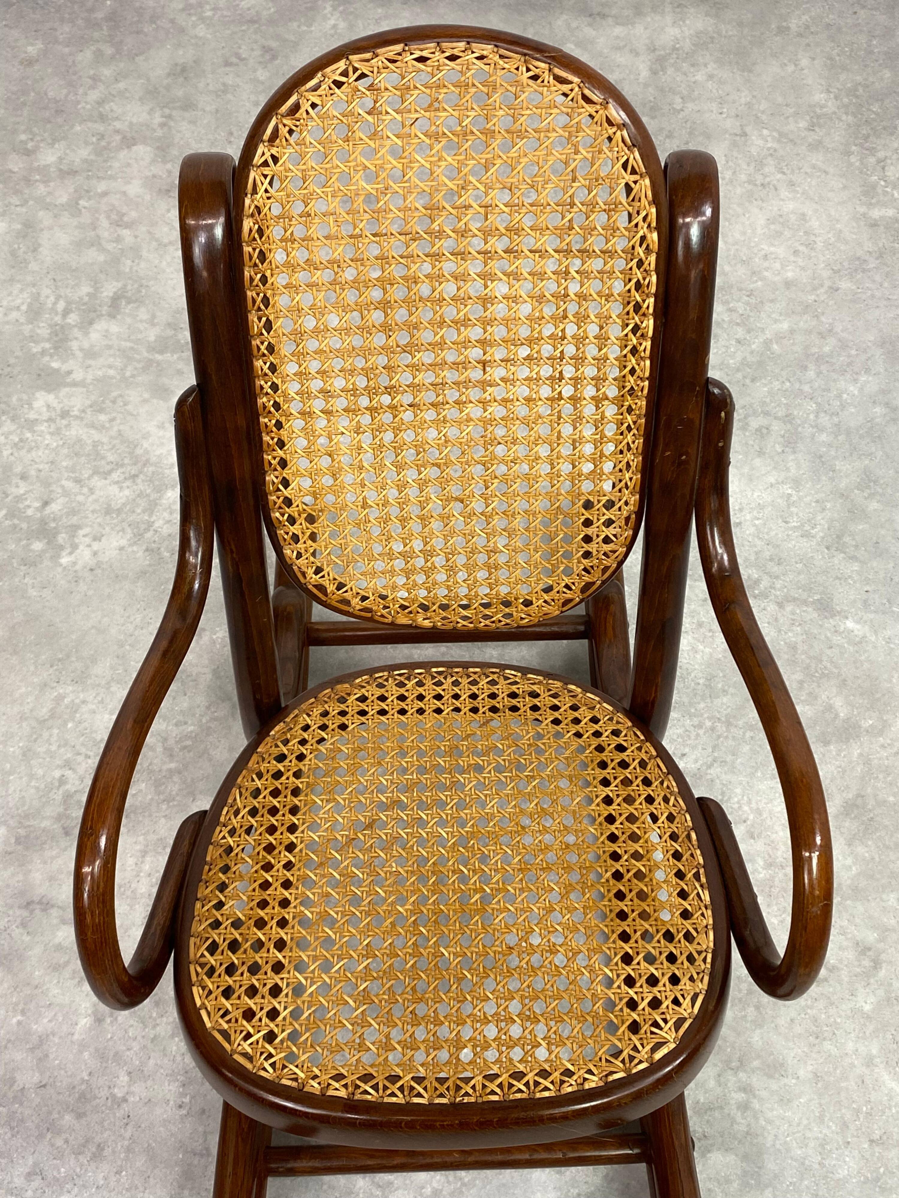 Children's rocking chair no. 2 by Thonet