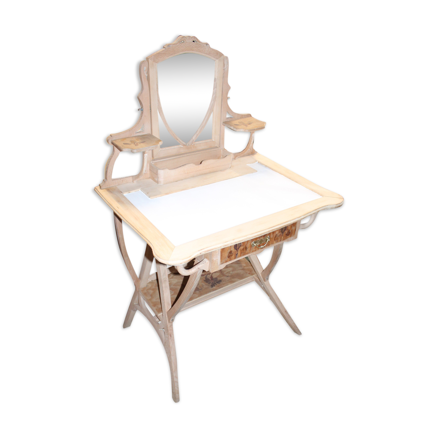 Art Nouveau hairdresser