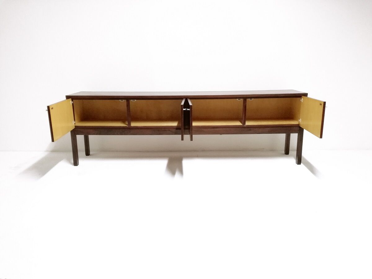 Enfilade scandinave basse en palissandre  C.1960