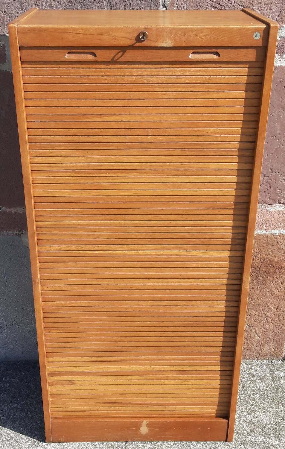 "JB" sliding curtain (notary) filing cabinet