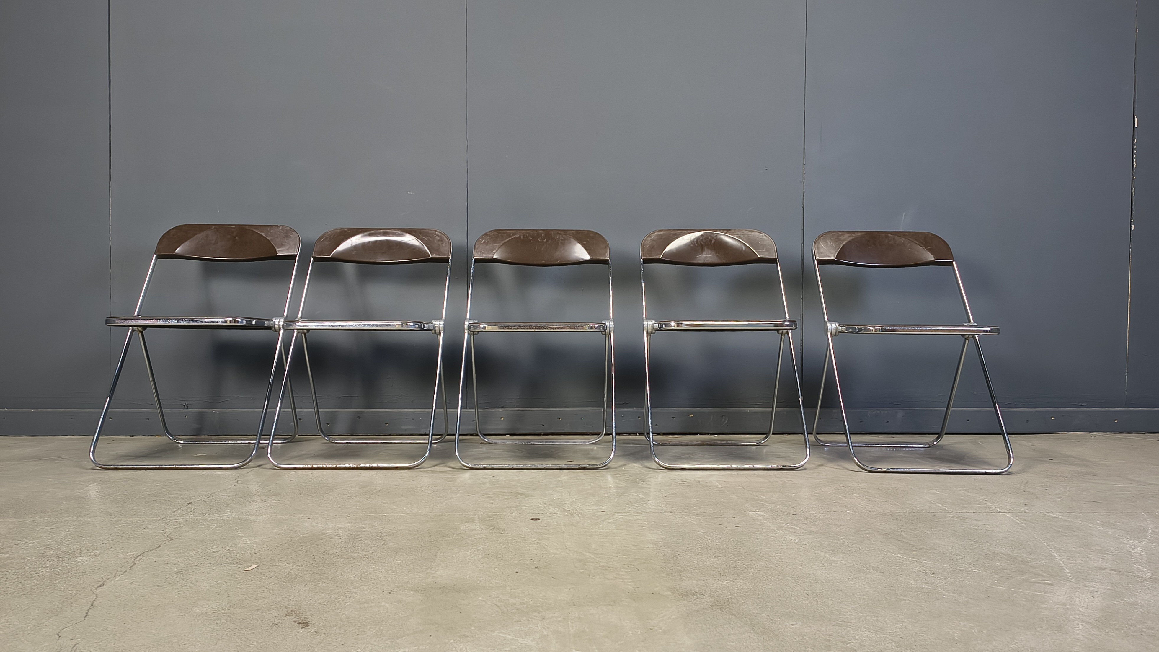 Vintage folding chairs Plia Giancarlo Piretti for Castelli, 1970s, set