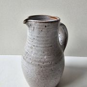 Pichet en céramique vernissée par Jeanne et Norbert Pierlot, Puisaye