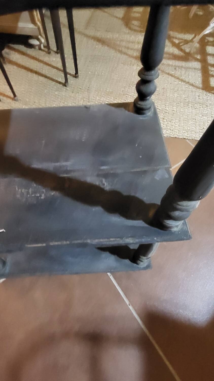 Napoleon III shelves