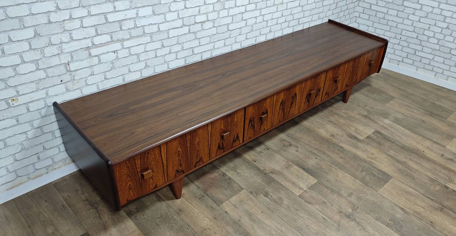 Vintage Scandinavian sideboard in rosewood 1960