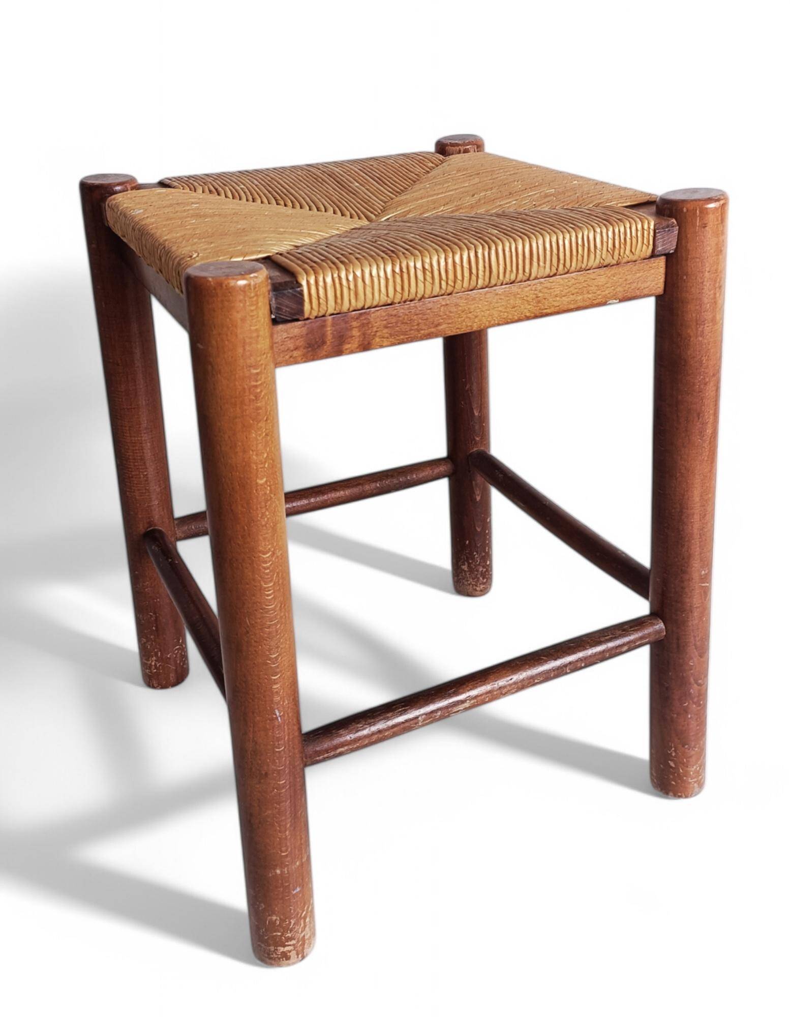 Tabouret Dordogne par Charlotte Perriand, paille tissée, France, années 1950.