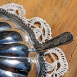 Vintage shell butter dish with your knife