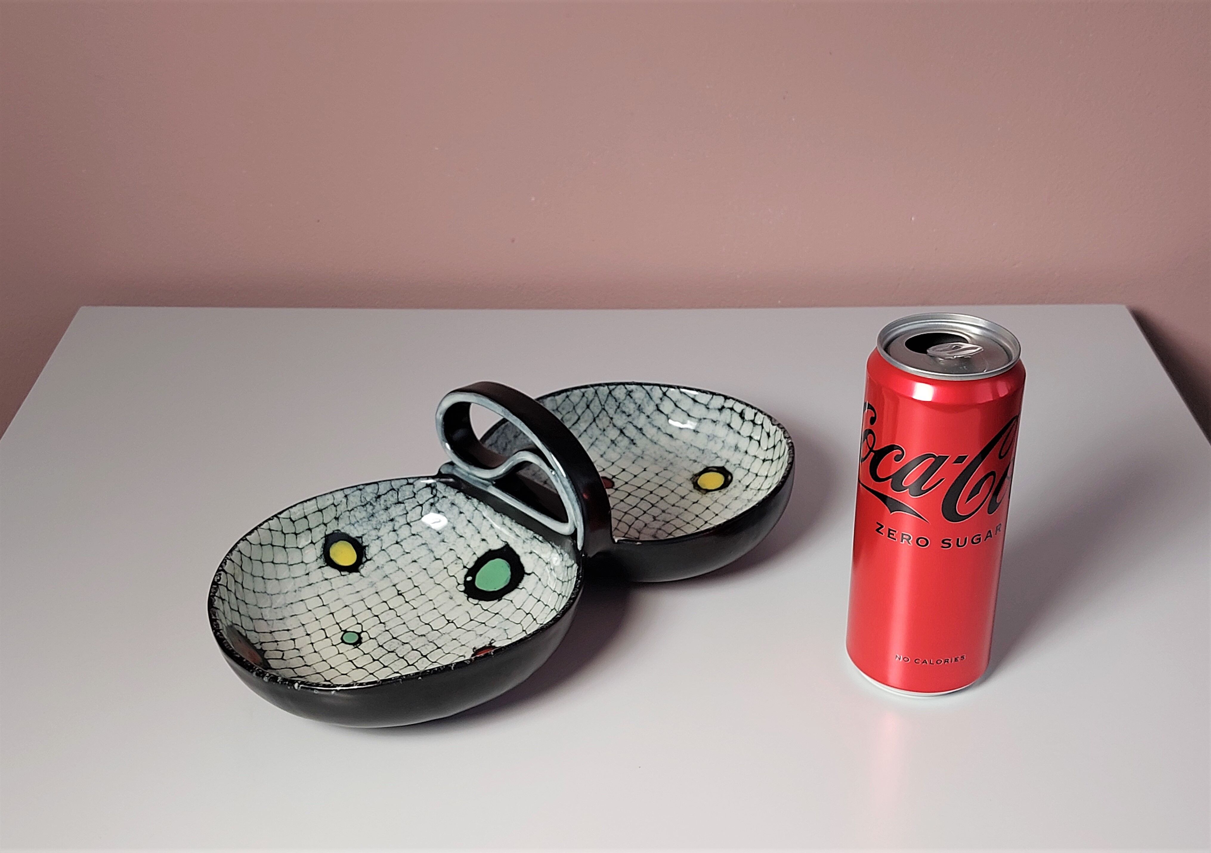 Italian ceramic serving bowl by aldo londi for bitossi 1950's