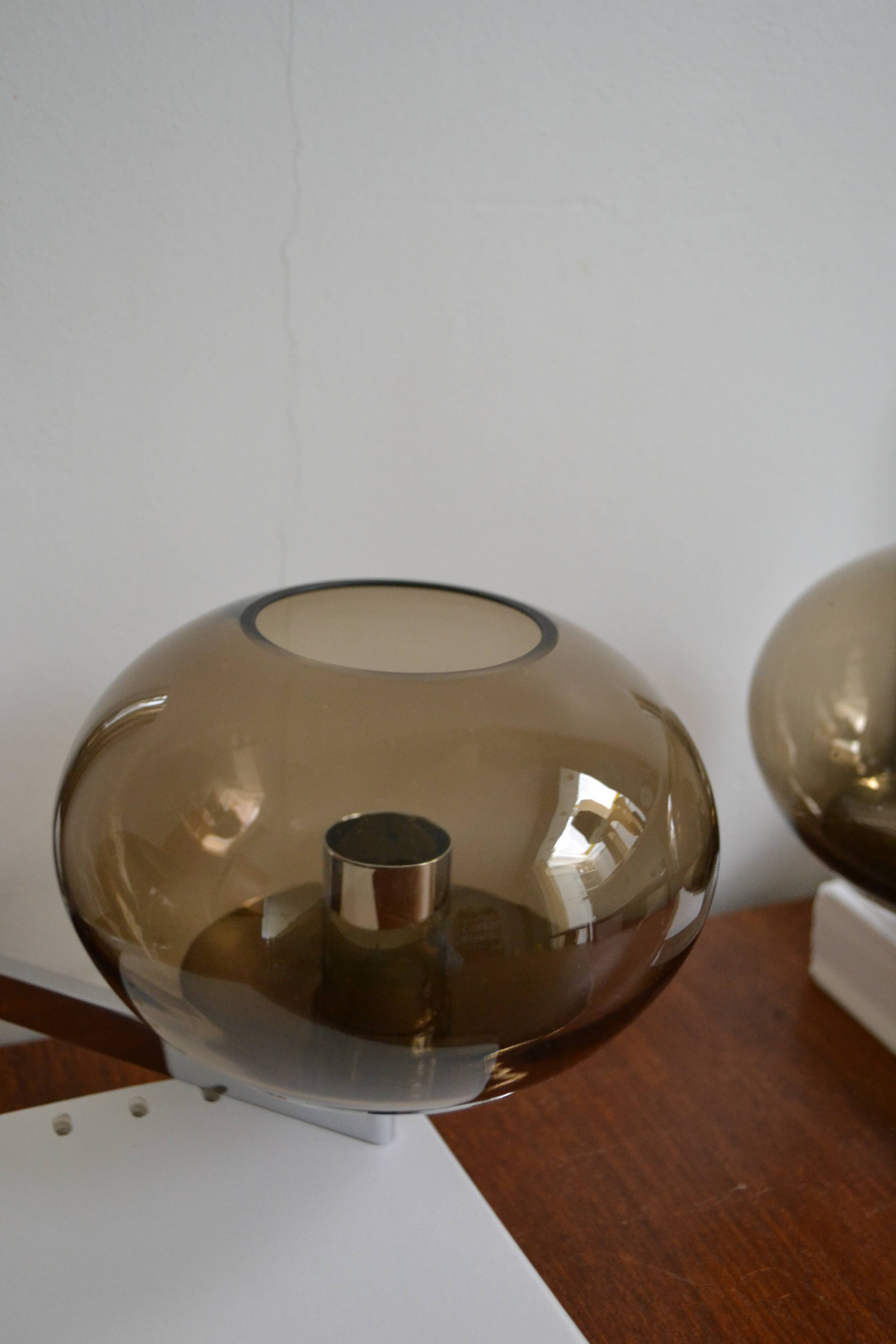 Paires d'appliques Sciolari double verre fumé chrome 70s