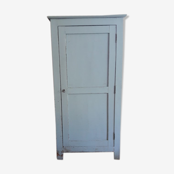 Armoire parisienne bleue