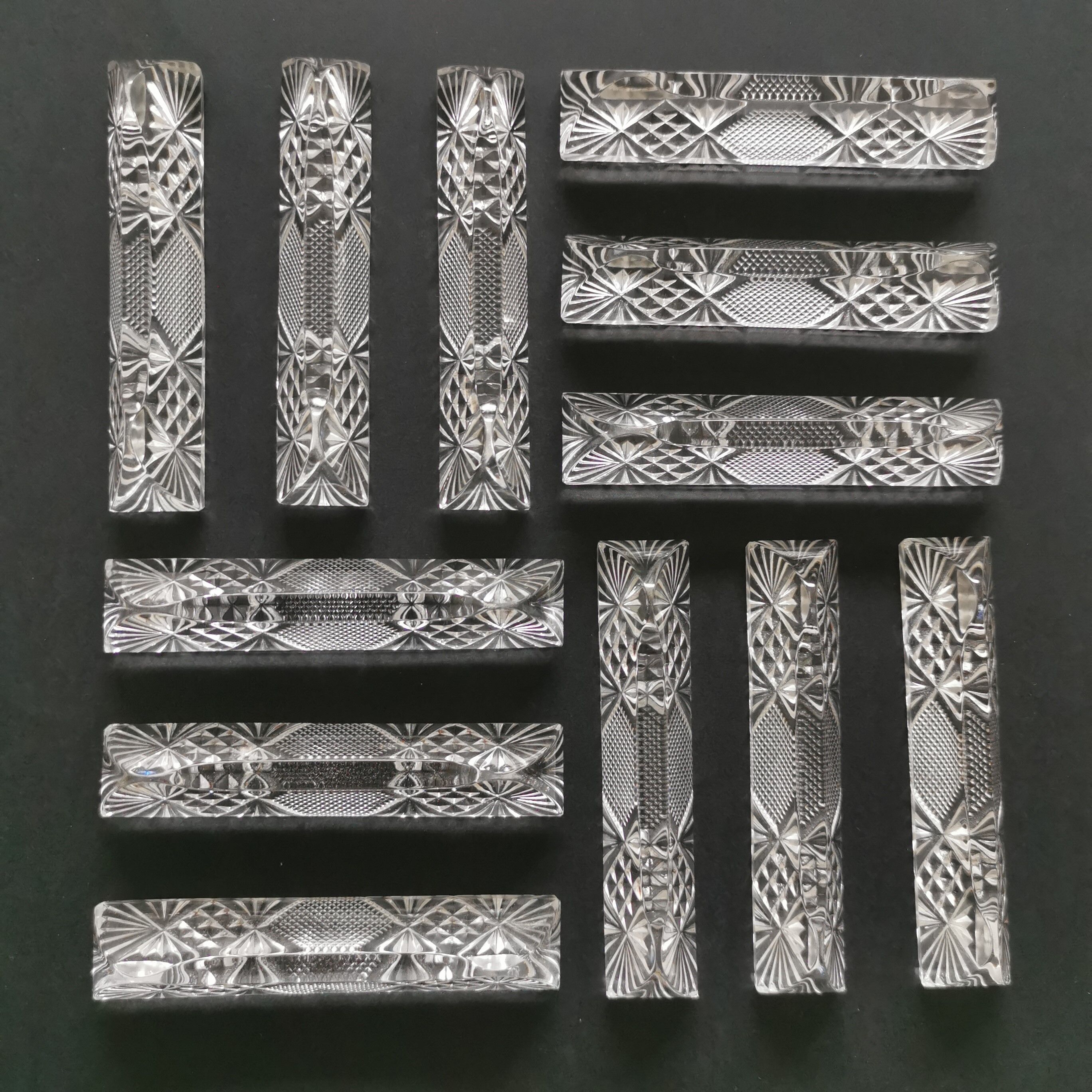 Crystal knife holders