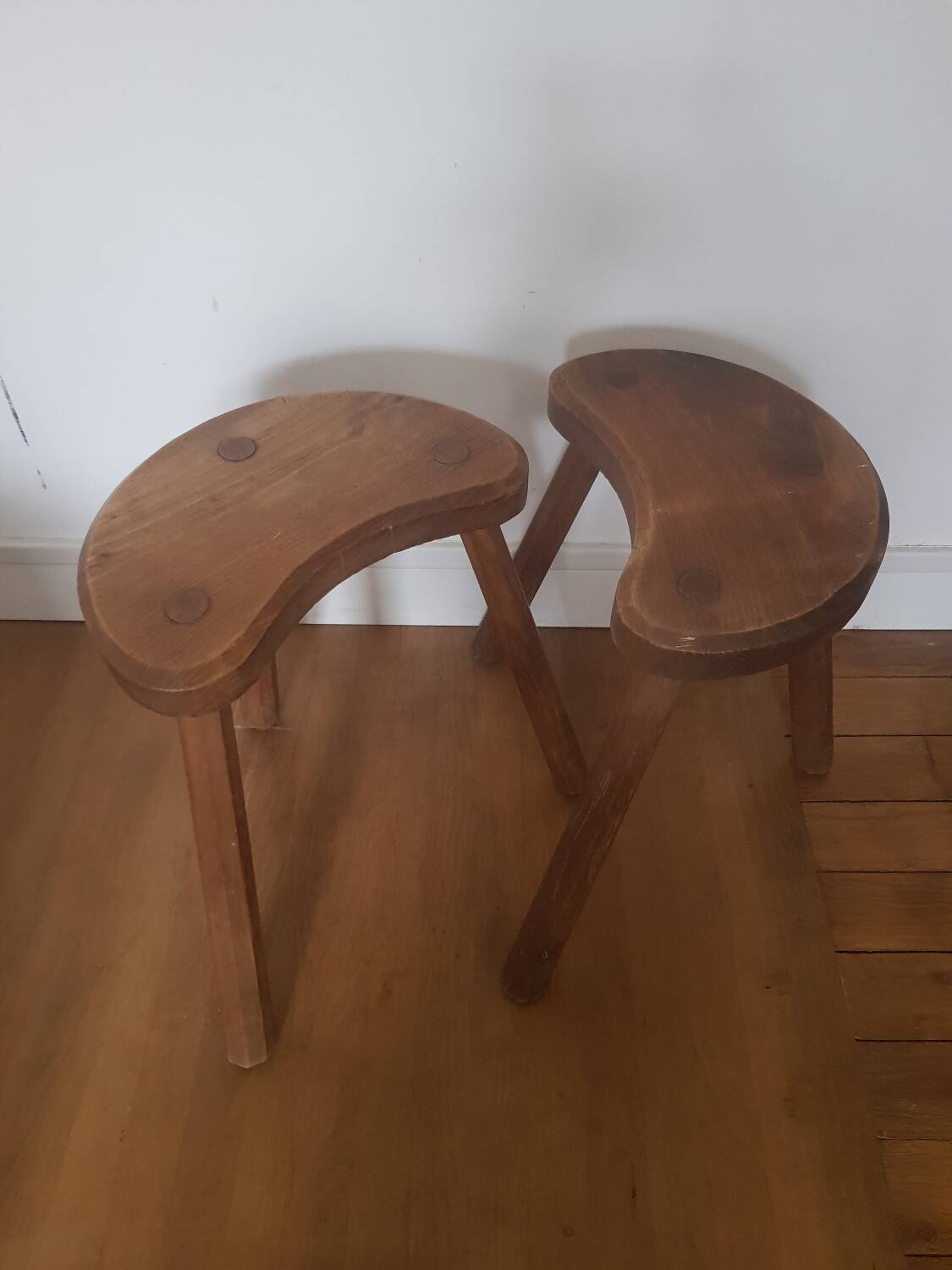 Set of 2 high vintage tripods