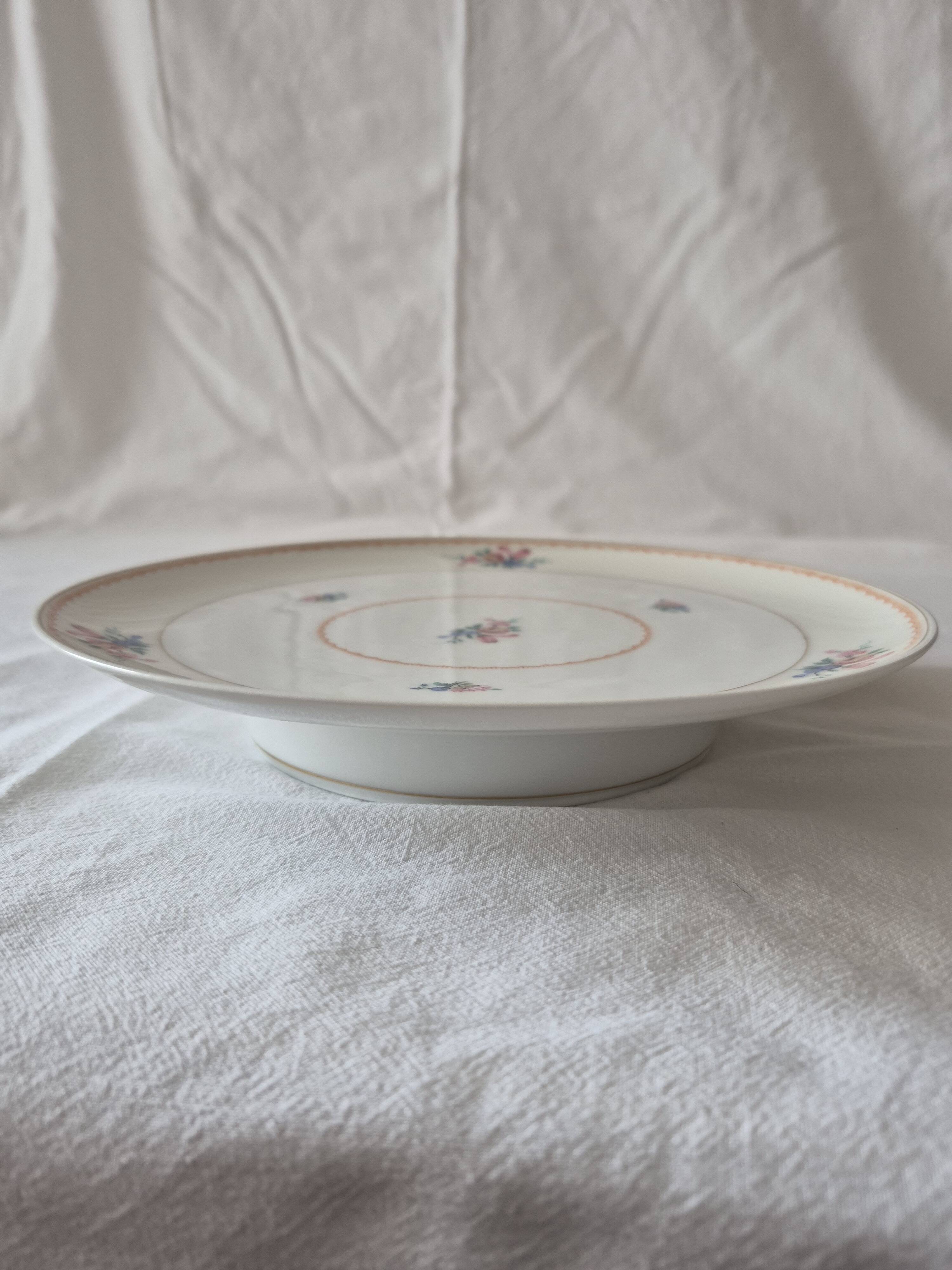 Dish on pedestal, Limoges porcelain, Albert Vignaud manufacture A564