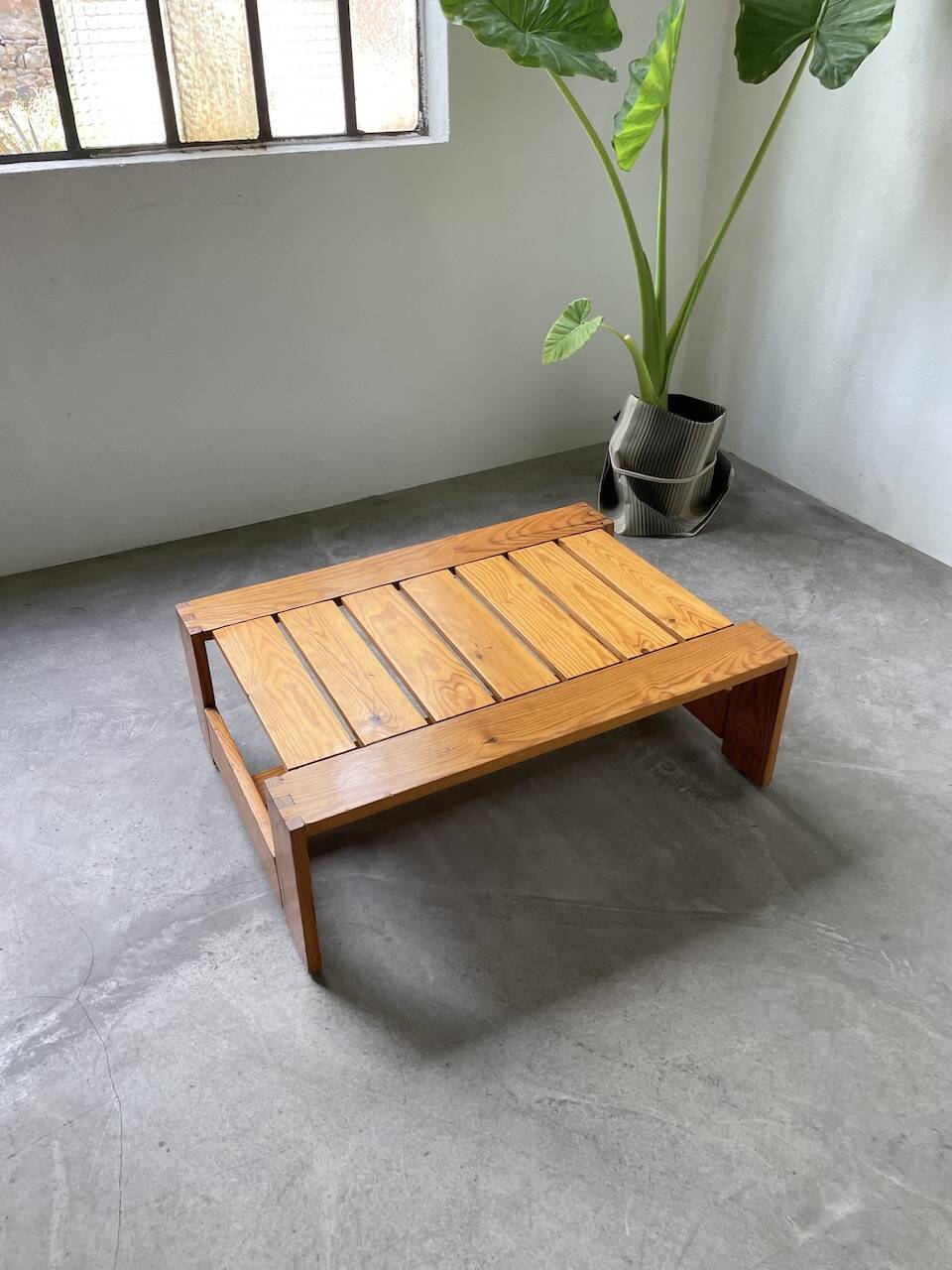 70s pine table regain