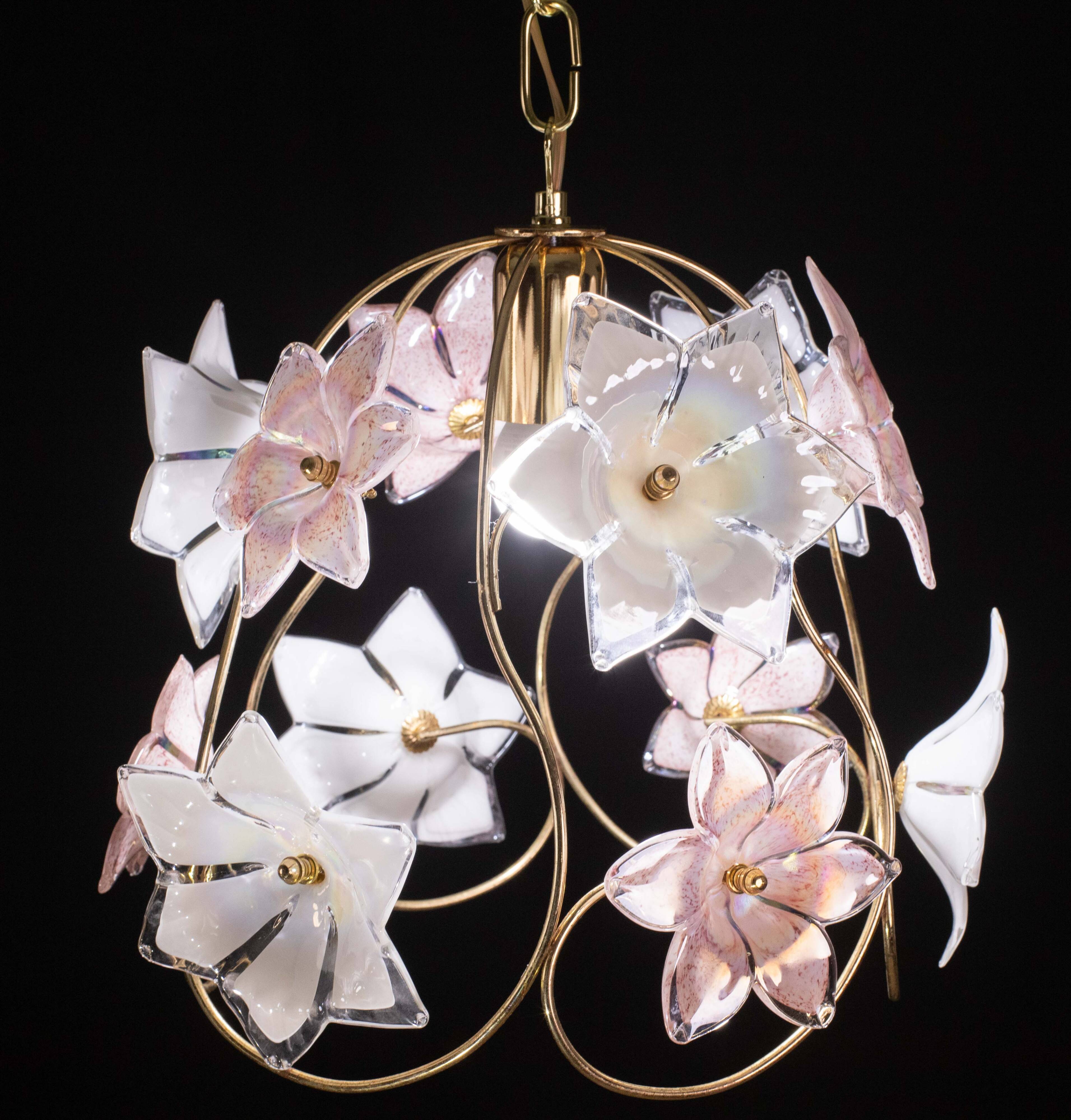 Charming Murano vintage chandelier white and pink flowers
