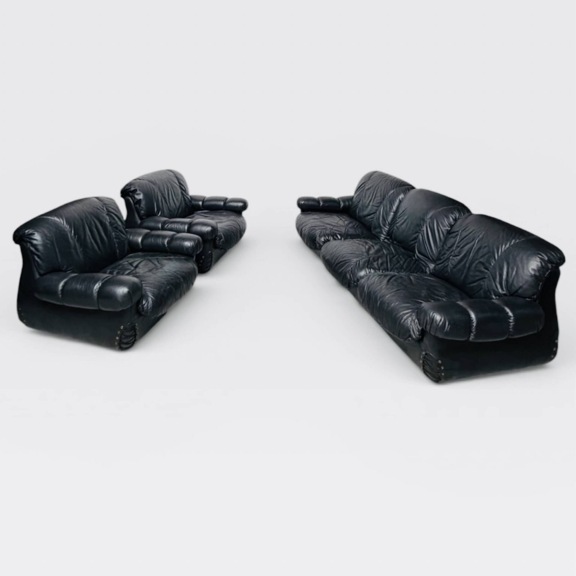 Sitzgruppe Soffa mit zwei Sessel