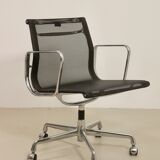 Set of 8 Charles and Ray Eames armchairs by Vitra model EA 117