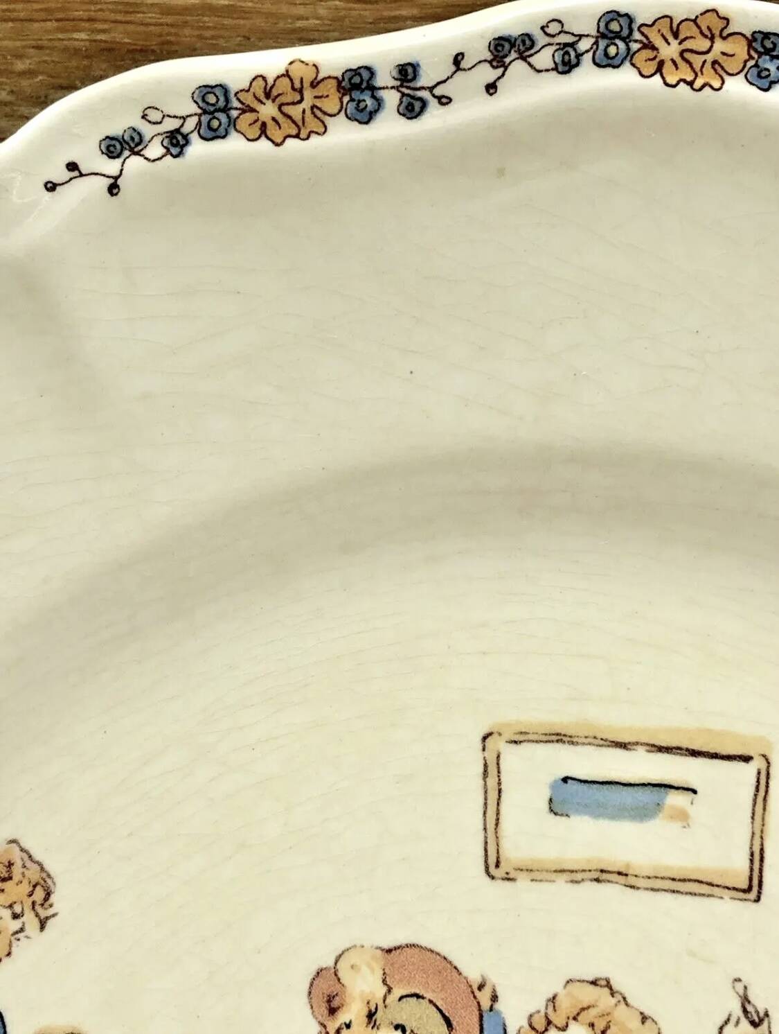 6 Sarreguemines Enfants Richard dinner plates