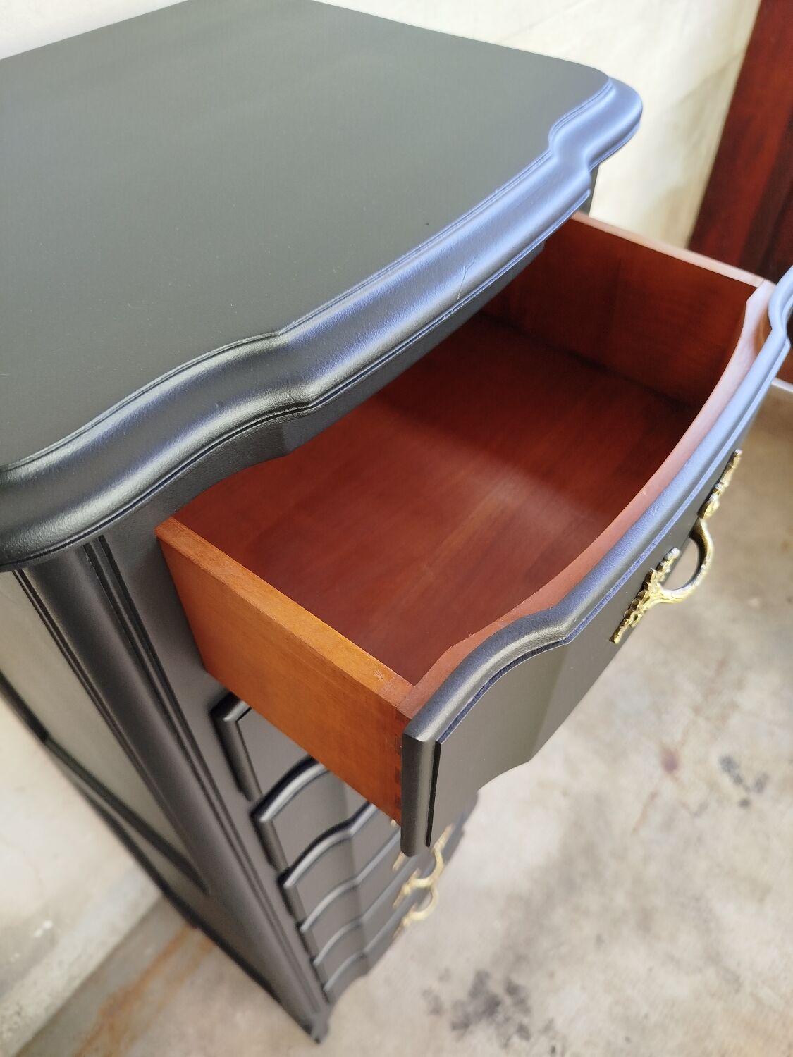 Vintage black weekly planner