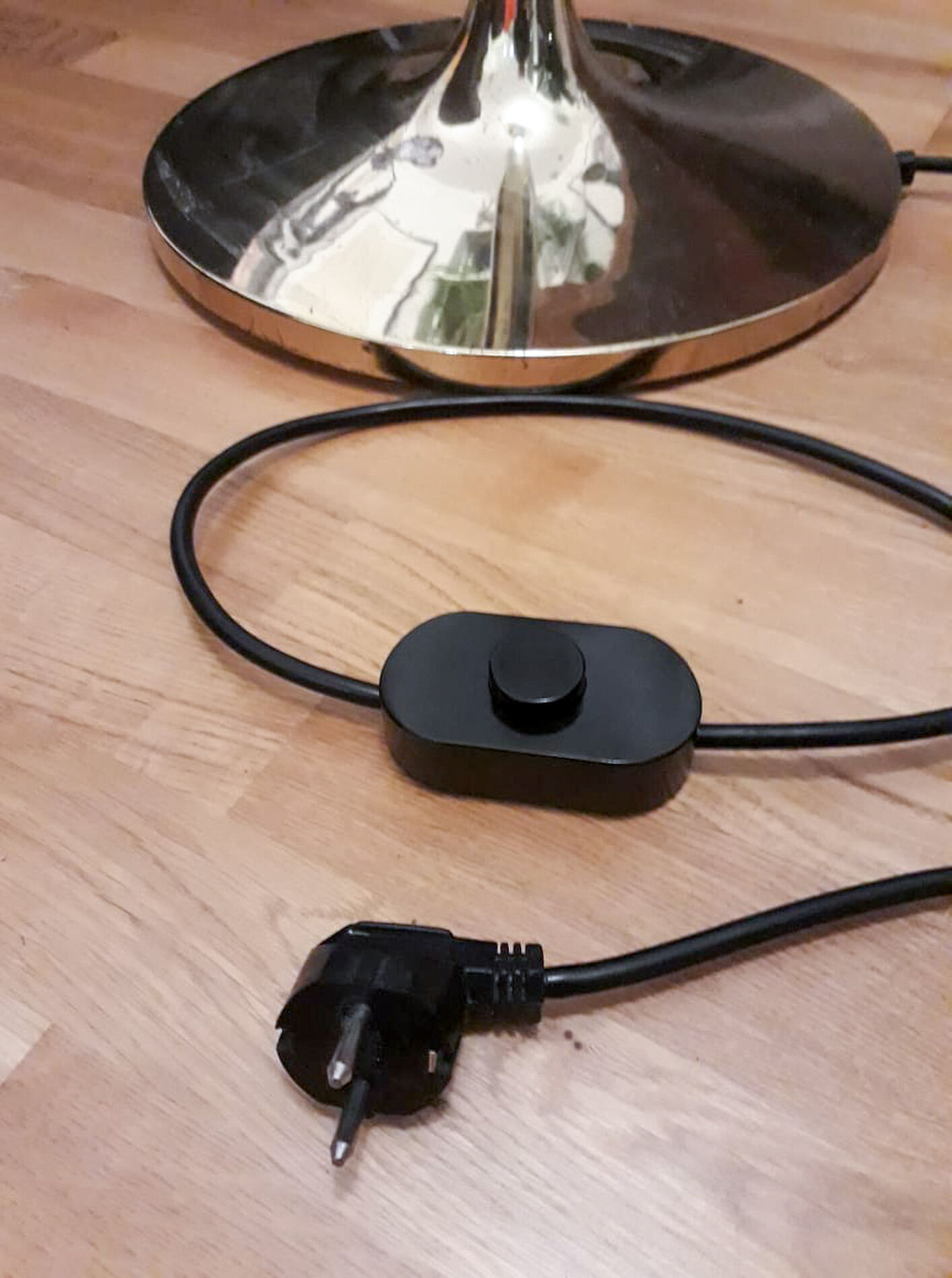 Lampadaire italien Big Bud de Luigi Massoni pour Meblo