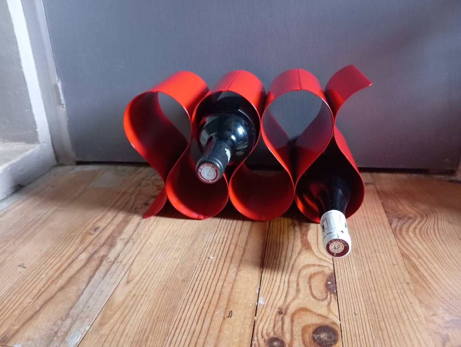 Red painted metal bottle holder, vintage 1980