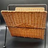 Foldable metal and rattan magazine rack